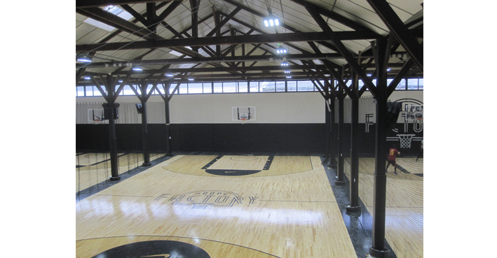 centre de Basket-Ball en salle  VUE INTERIEUR